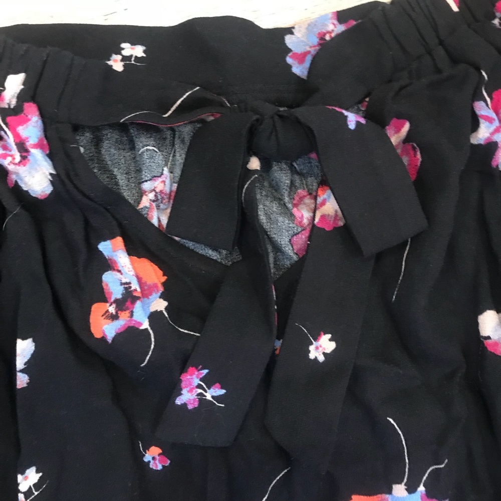 💐Floral Top 💐 - Picture 4 of 5